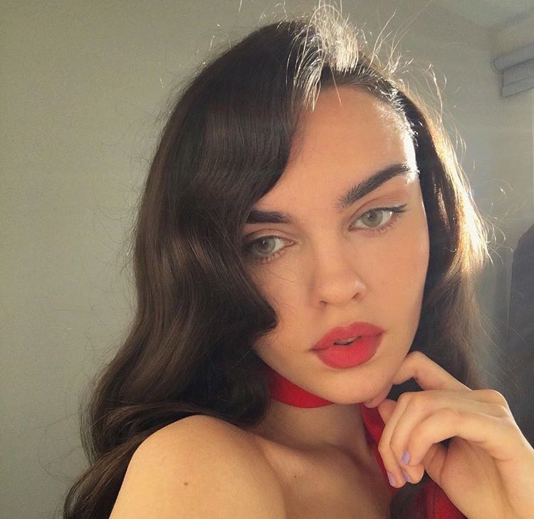 Retweet to get a follow or hit the love button to get a dm