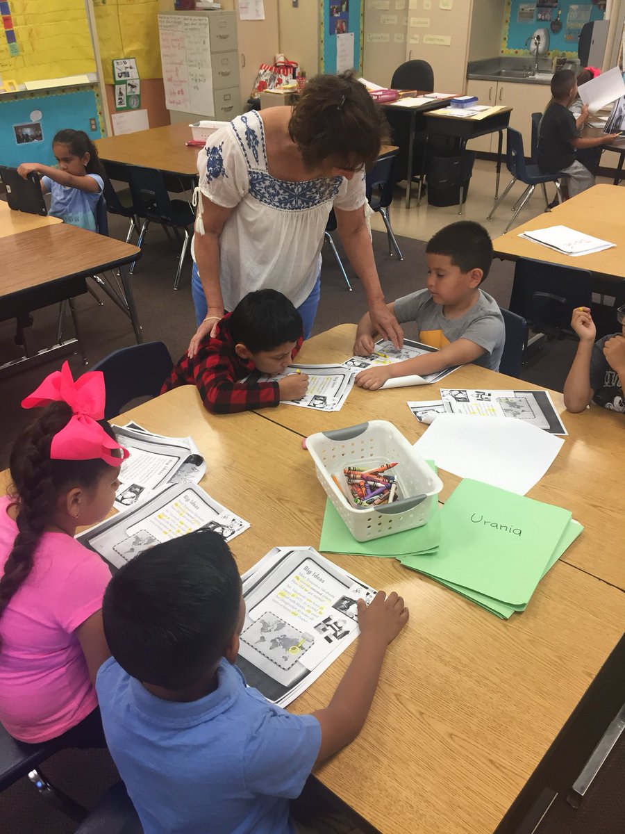 Word detectives searching for key vocabulary in the text 🎯 #lhcsd #LHCSDSummerFun