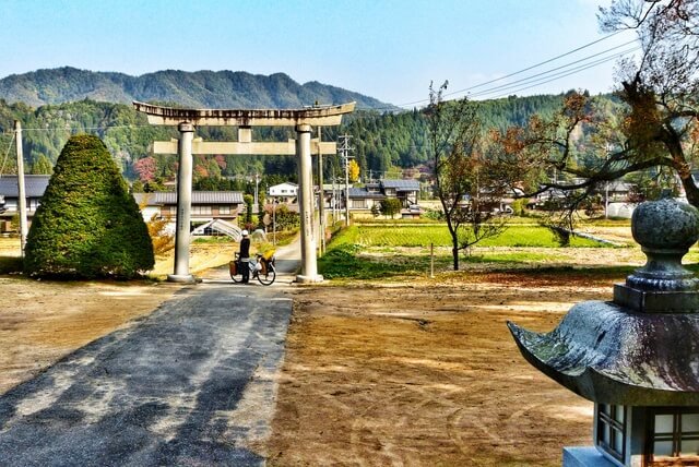 4 Reasons to Travel #Japan by Bicycle buff.ly/2INscjY

► @mappingmegan #slowtravel