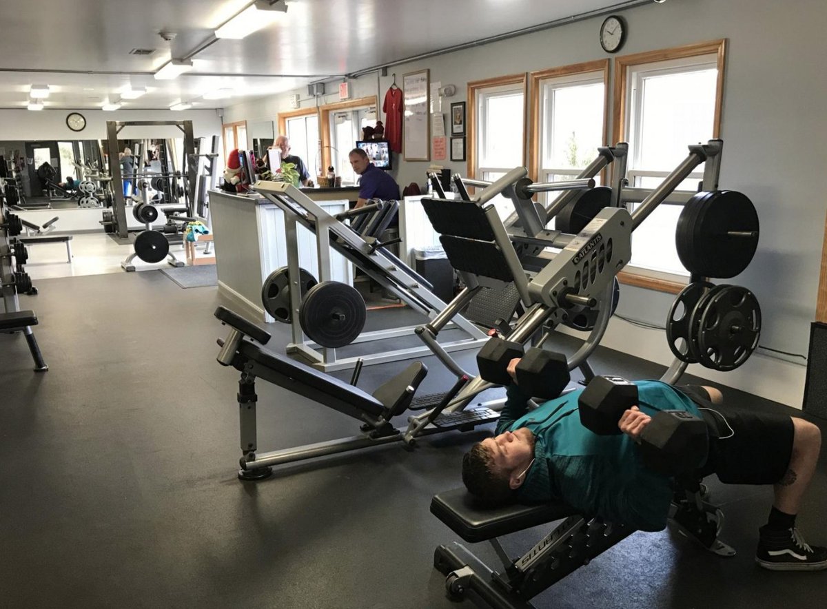 SARATOGA_YMCA's tweet photo. There's always a friendly face waiting for you at the SRYMCA Corinth Branch! From classes, to strength equipment, to our community garden...there's something for everyone. Stop by or call us at 518-583-9697 to learn more about joining.  #SRYLife https://t.co/MYipjySyEo
