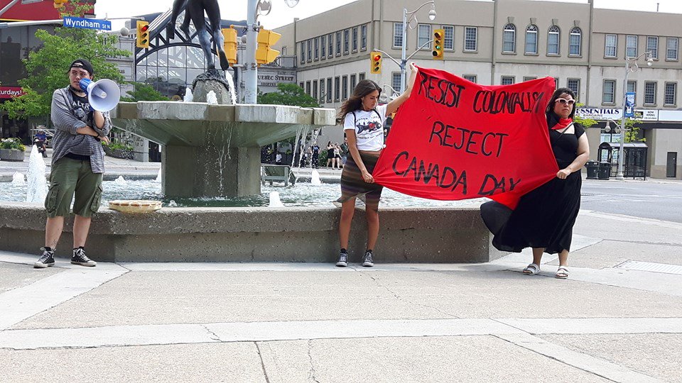CPCGuelph's tweet photo. from yesterday's Guelph counter-Canada Day rally, challenging national chauvinism, showing solidarity with Indigenous struggles for self-determination, and demanding justice for Colten Boushie, Tina Fontaine and Jonathan Styres https://t.co/ZmtTKeWYU2