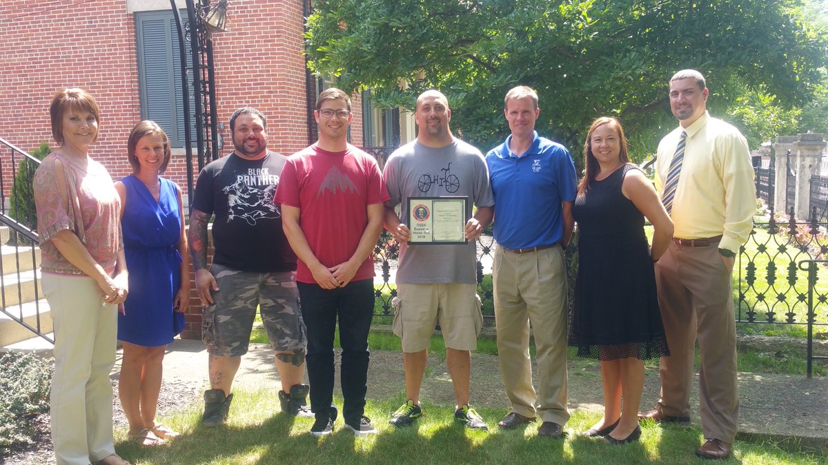 VSCTC's tweet image. Fun morning of delivering the good news that @FeaselsFrame, Clouse Electric, Century Die Company, and Diverse Technology Solutions were named to the @OHschoolboards 2018 Honor Roll! We are thankful for each of them and their crucial role in our success! #BuildingOnExcellence