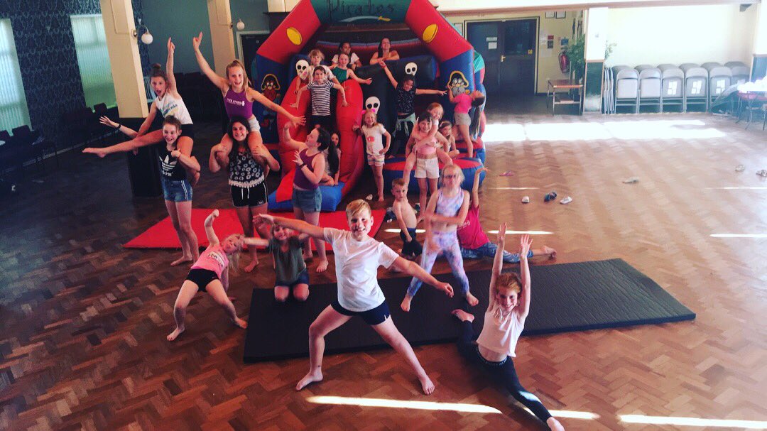 flexstudio1's tweet image. Team Flex Juniors 👑🤸🏼‍♀️🌟💥🏆 #summerparty