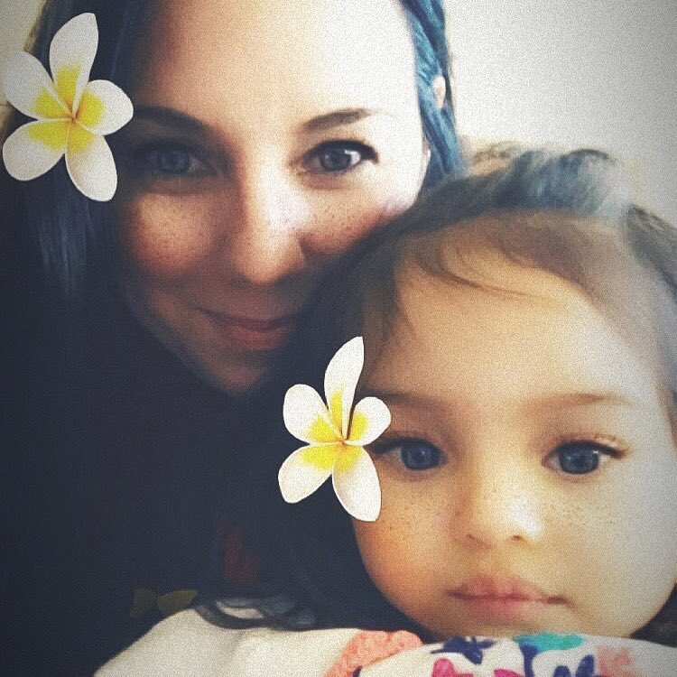 melaniejohn's tweet photo. cutest. niece. ever. πΌπ #princesshope https://t.co/mijXrrKGyd