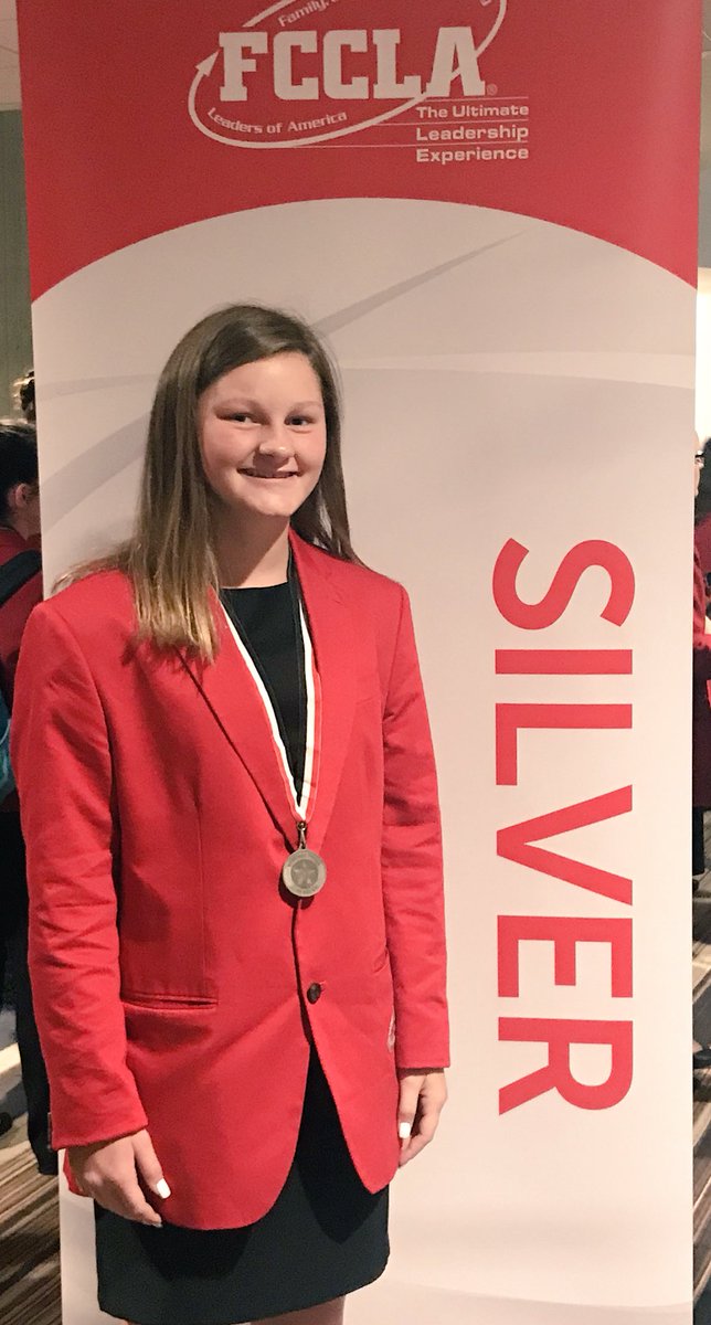 gallatin_fccla's tweet photo. The final result is in. McKinley Waters with a Silver in Teach and Train. Wondered job McKinley! @Bulldogs_GHS #2018NLC https://t.co/bPpCfU0Nv1