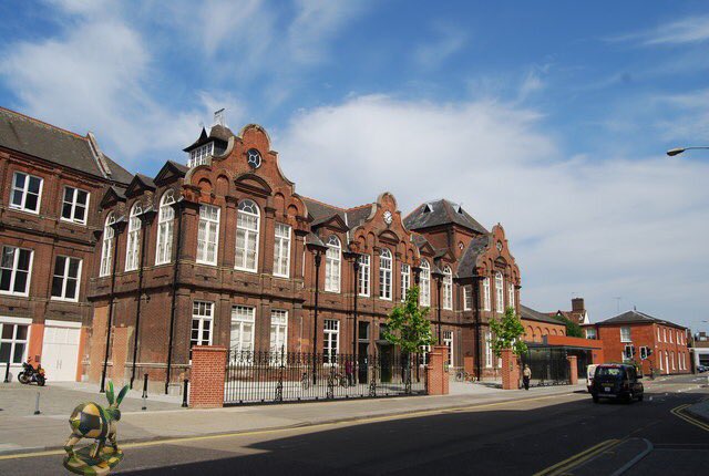 GoGoHareForrest's tweet image. Where is Forrest going now? Does anyone have an idea? Do you recognise this building in Norwich? Retweeet and let us know where we can find him? @GoGoHares2018 @ThetfordAcaduk @break_charity @GoGoCreate @TakeYourPlaceHE