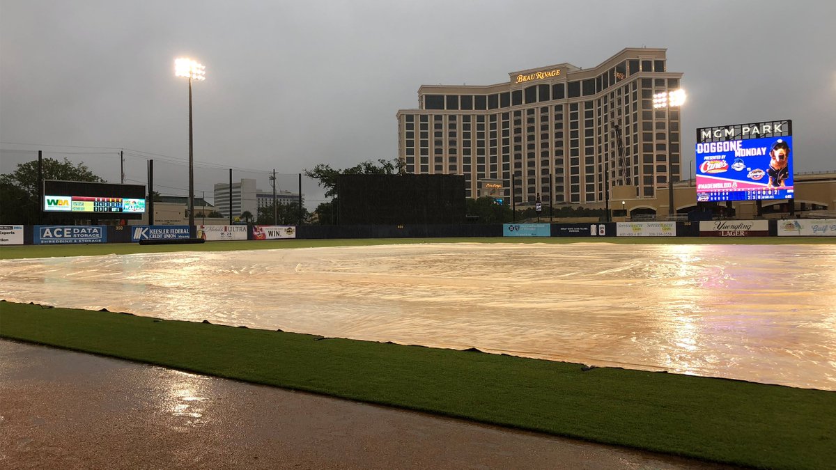 More information about today's postponement, tomorrow's games starting at 6:35 p.m. CDT: atmilb.com/2lRjY1m