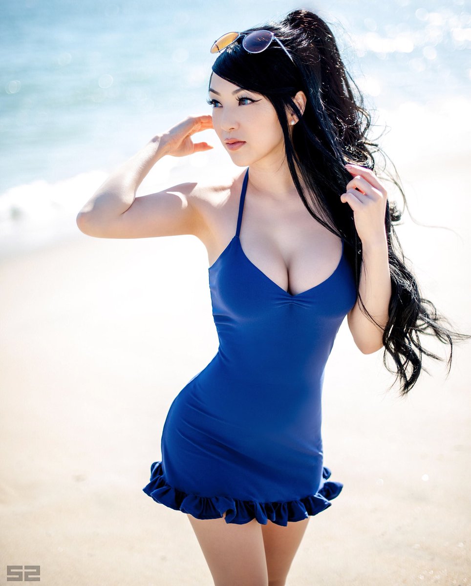 New images by @SlimSummersX of my Dressrosa Nico Robin from ONE PIECE Cospl...