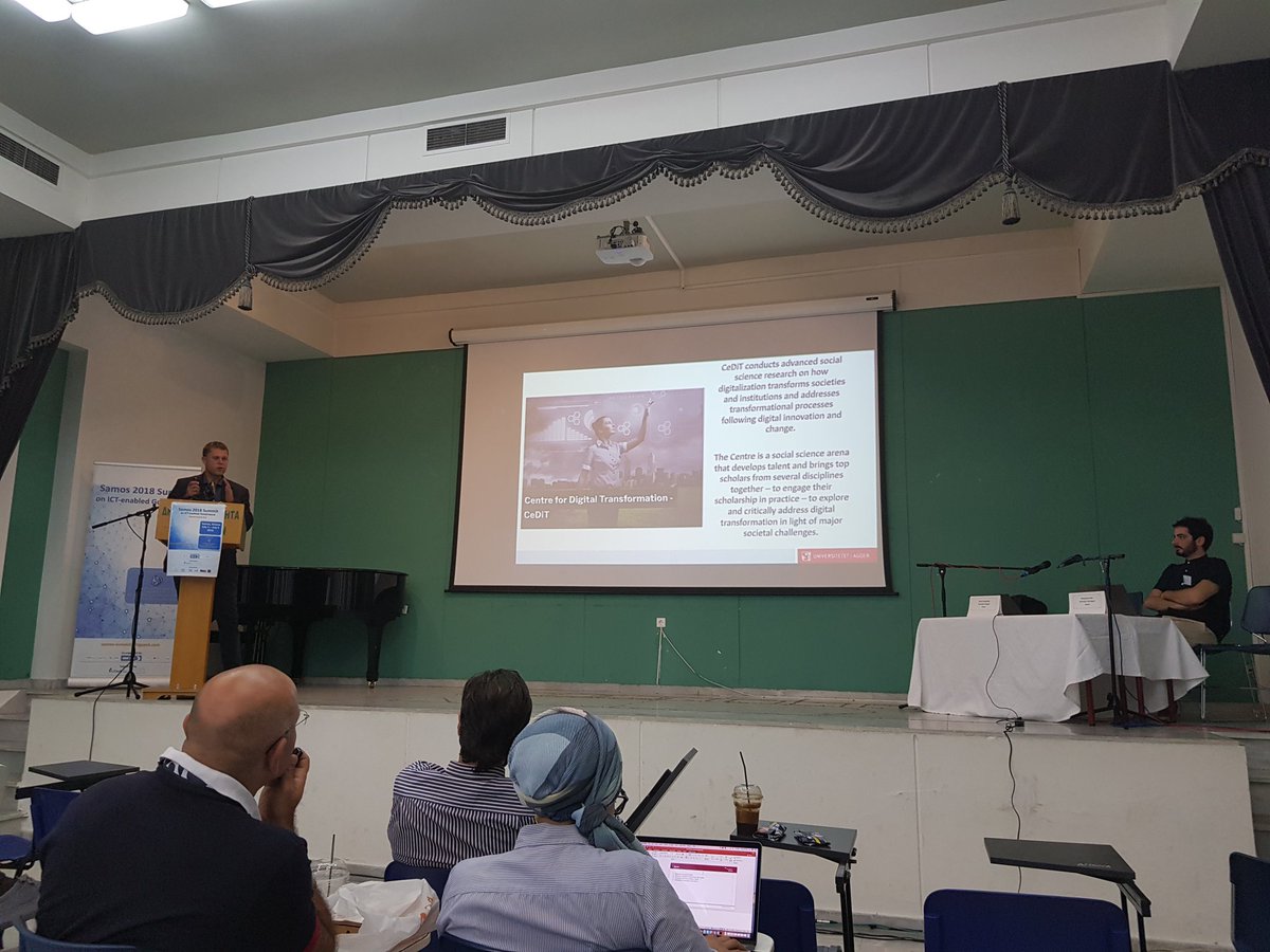 xalexopoulos's tweet photo. Leif Flak presenting #egov #transformation principles @SamosSummit #samos2018 https://t.co/MbYnKNOzmR