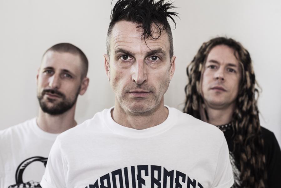 Bevor wir am Wochenende zum zwölften Mal den Bullen reiten, haben wir noch ein Knaller-Interview für euch. Denn zum krönenden Abschluss der Interview-Reihe hat @DianaRingelsiep sich noch mal ausgiebig mit Axel von <a href="/wizo_de/">WIZO</a> unterhalten! See you in the pit! ruhrpottrodeo.de/index.php/der-…