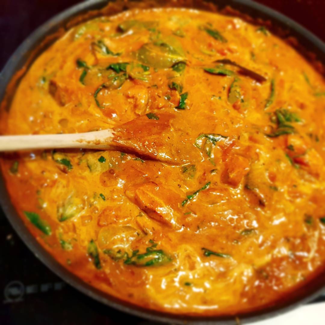 roganjoshs's tweet photo. We pride ourselves on supporting local businesses and biying seasonal produce. So we change our Specials to accommodate. What is your favourite curry? #Foodies #indianfood #Curry #Cheltenham #newent #takeaway #MondayBlues https://t.co/AawxXKRiZr