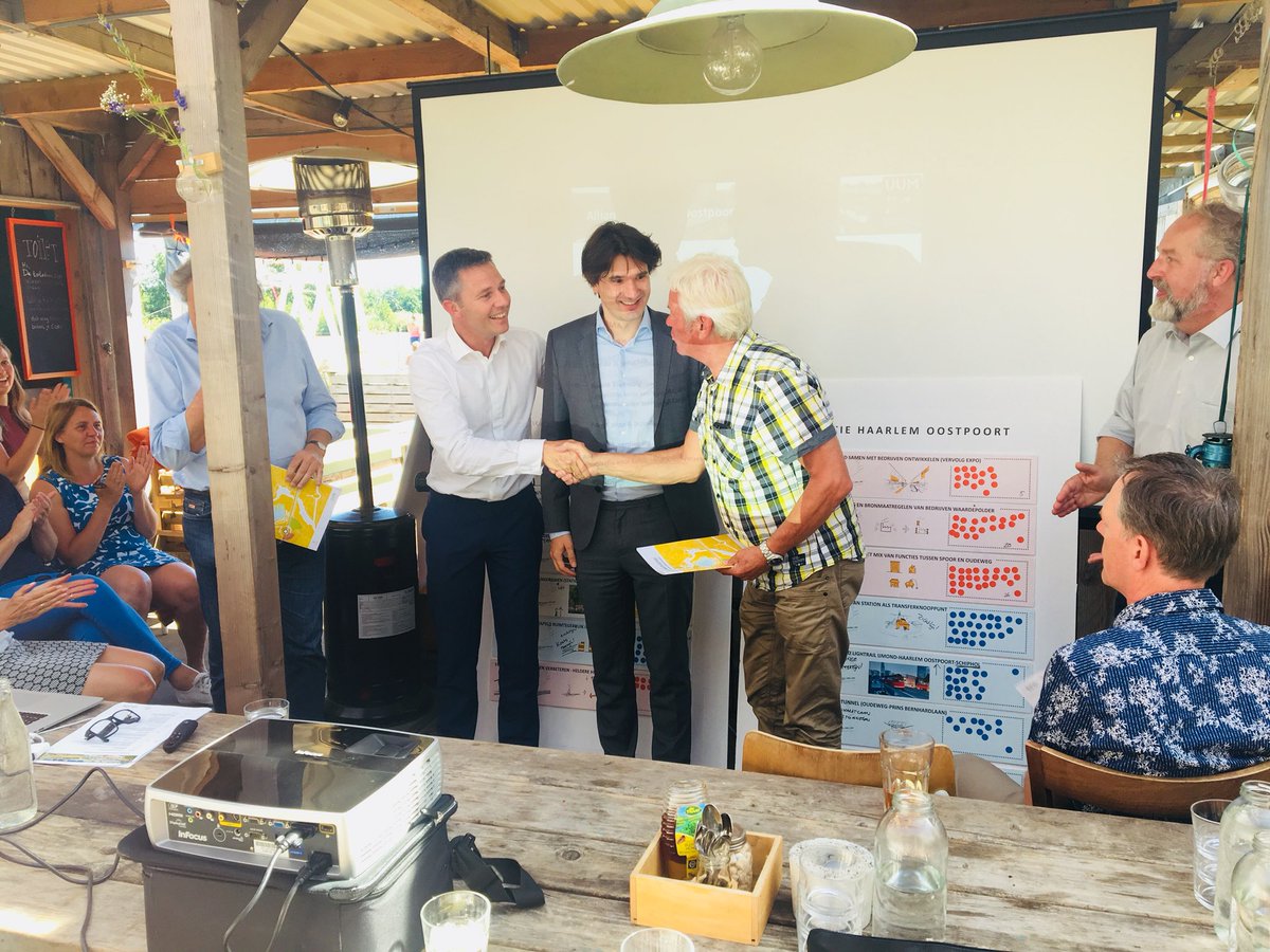 Jana van Hummel tweet media