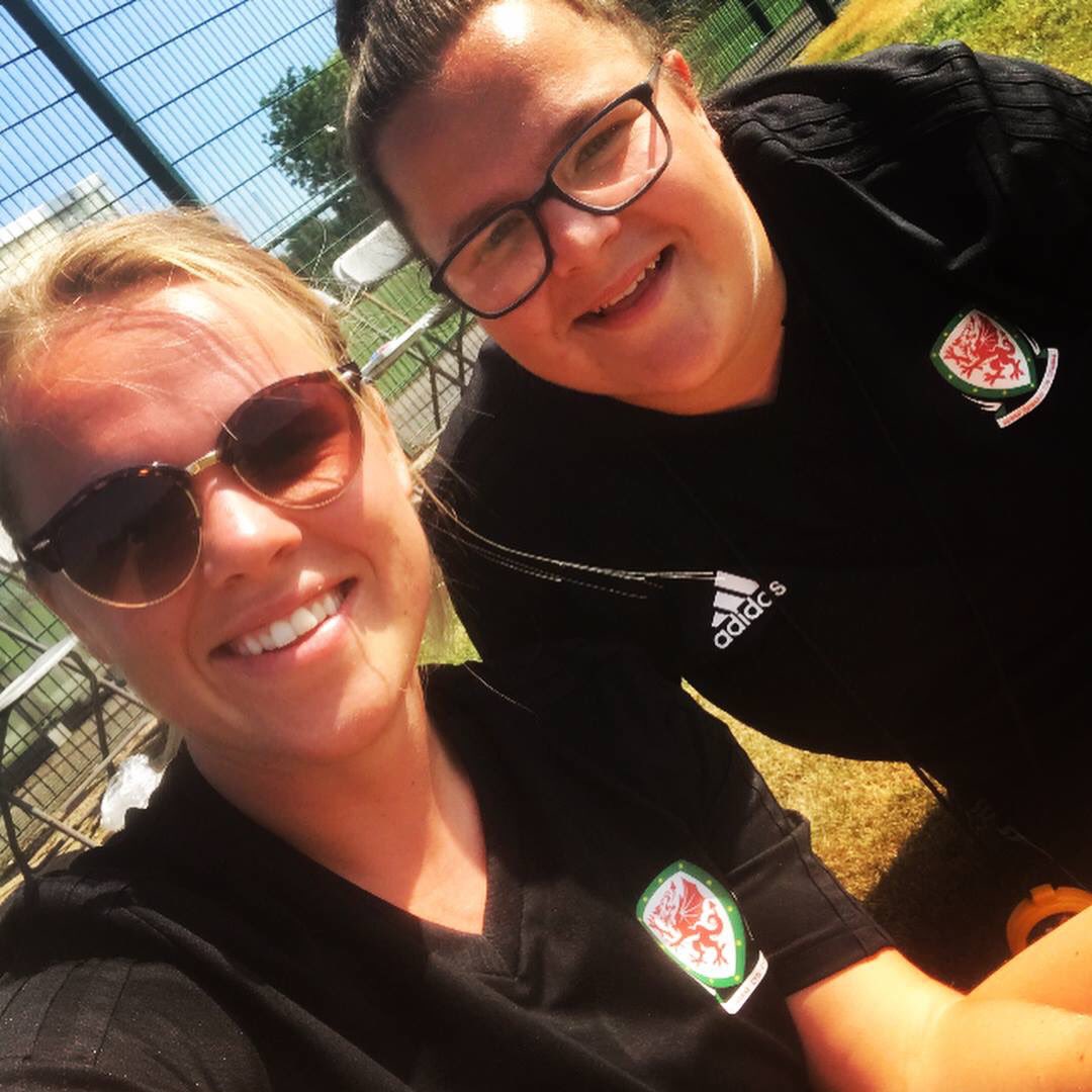 Incredible week on the first ever female only UEFA B Licence course! Can not thank @nicanderson27 @MattyClem7 @SaraHilton @GuyH3 enough, provided tons of knowledge and support! @FAWCoachEd #HereToLearn ⚽️