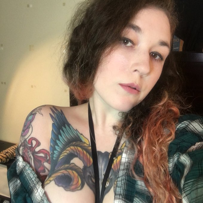 Come play #chaturbate #camgirl #wecamgirls https://t.co/G1J2lpayvo<a href="/tag/chaturbate"class="tags">#chaturbate</a><a href="/tag/camgirl"class="tags">#camgirl</a><a href="/tag/wecamgirls"class="tags">#wecamgirls</a>