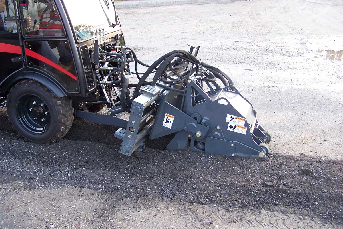 CubexLimited's tweet photo. 2008 @MacLeanEng Cold Planer - #MultiUseVehicle #MaintenanceContractors #ColdPlaner #Asphalt #RoadConstruction #AsphaltCutting #ConcreteCutting #RoadRepair #Hamilton #Mississauga #Kitchener #Sudbury #ThunderBay #Brantford #Toronto #GTA #Ontario 519-770-0216 https://t.co/iAgm84WzWf