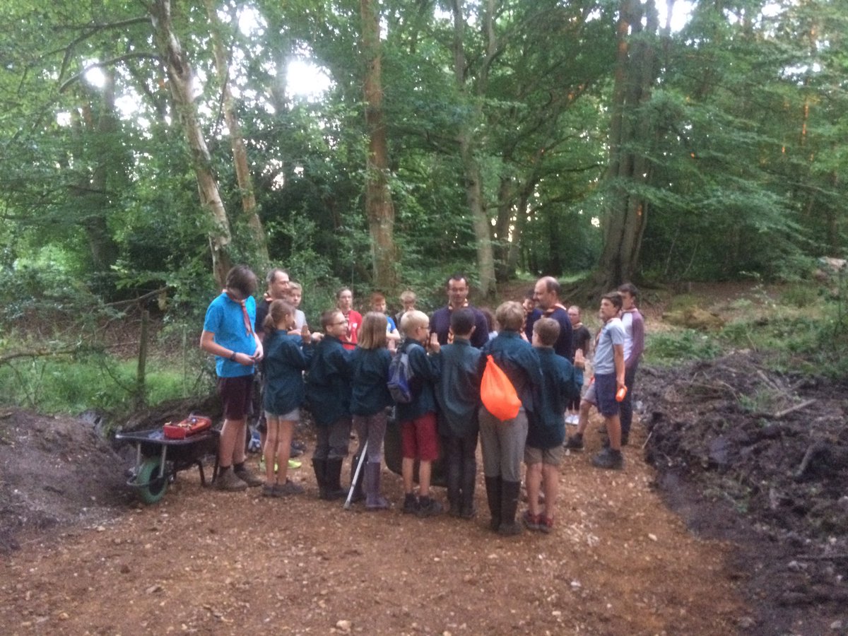 Brilliant evening with Falcon Troop, 1st Burghfield and Sulhamstead Scout Group. Work to the footpath now complete, a great team effort from the 3 troops over 3 evenings to complete this project  #community #Forestry <a href="/BerkshireScouts/">Berkshire Scouts</a>.