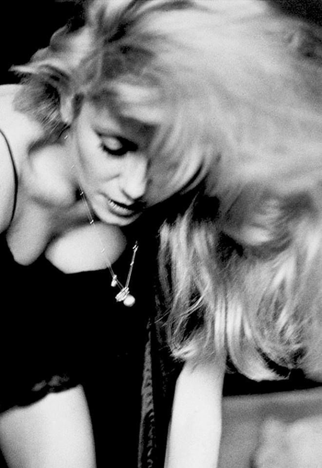 MaraRiv2's tweet photo. Catherine Deneuve
by Helmut Newton https://t.co/xJ5ebtMhVz
