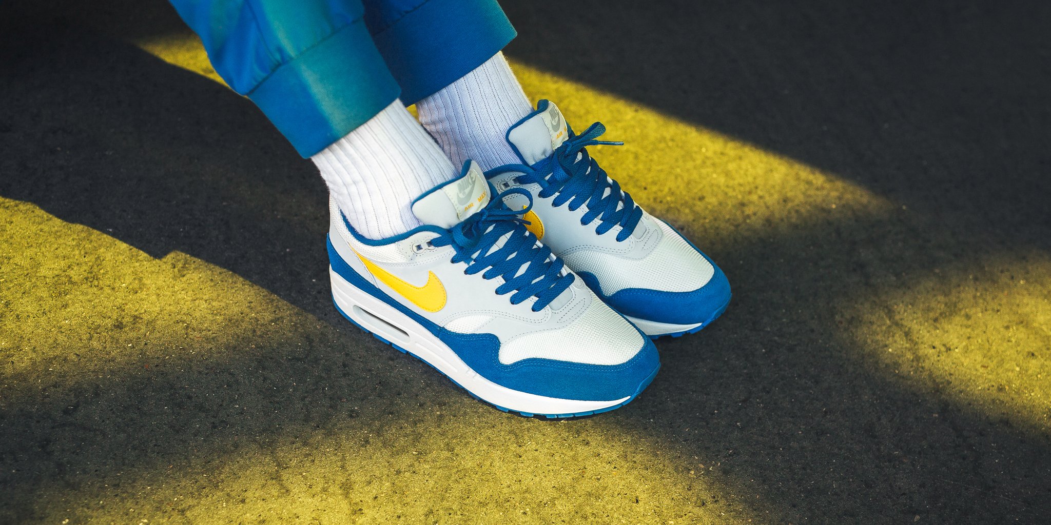 nike air max 1 sail amarillo