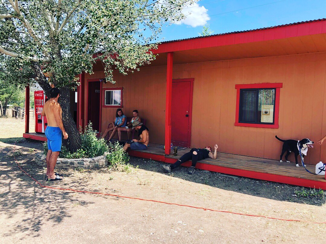 hollywoodcurry's tweet photo. 1/97 Sarah plying #backpackerguitar; Boz joins with his #keyboard; rest of the crew joins the #busband #Reserve #NewMexico #adventuretravel #Day6 #TheBus #mobilePhone #movie #SupportIndieFilm #iPhoneX #MobilePhoneFilm #6500Miles #atlanta #tamil #filmmaker #Supportindefilm https://t.co/UQxWdv8aYz