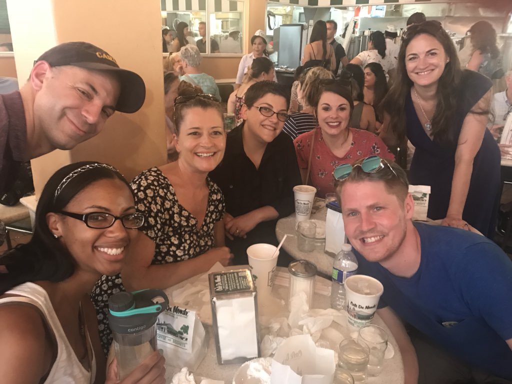 TarynBashford's tweet photo. The book tour is done - from California to New York. Iโm exhausted but Iโve had the time of my life! Humbled and honored to meet so many amazing authors, readers, booksellers & librarians & new friends! Thanks so much for your support! #TheHarperEffect #yabooks #librarians #books https://t.co/OPyJQtNd1J