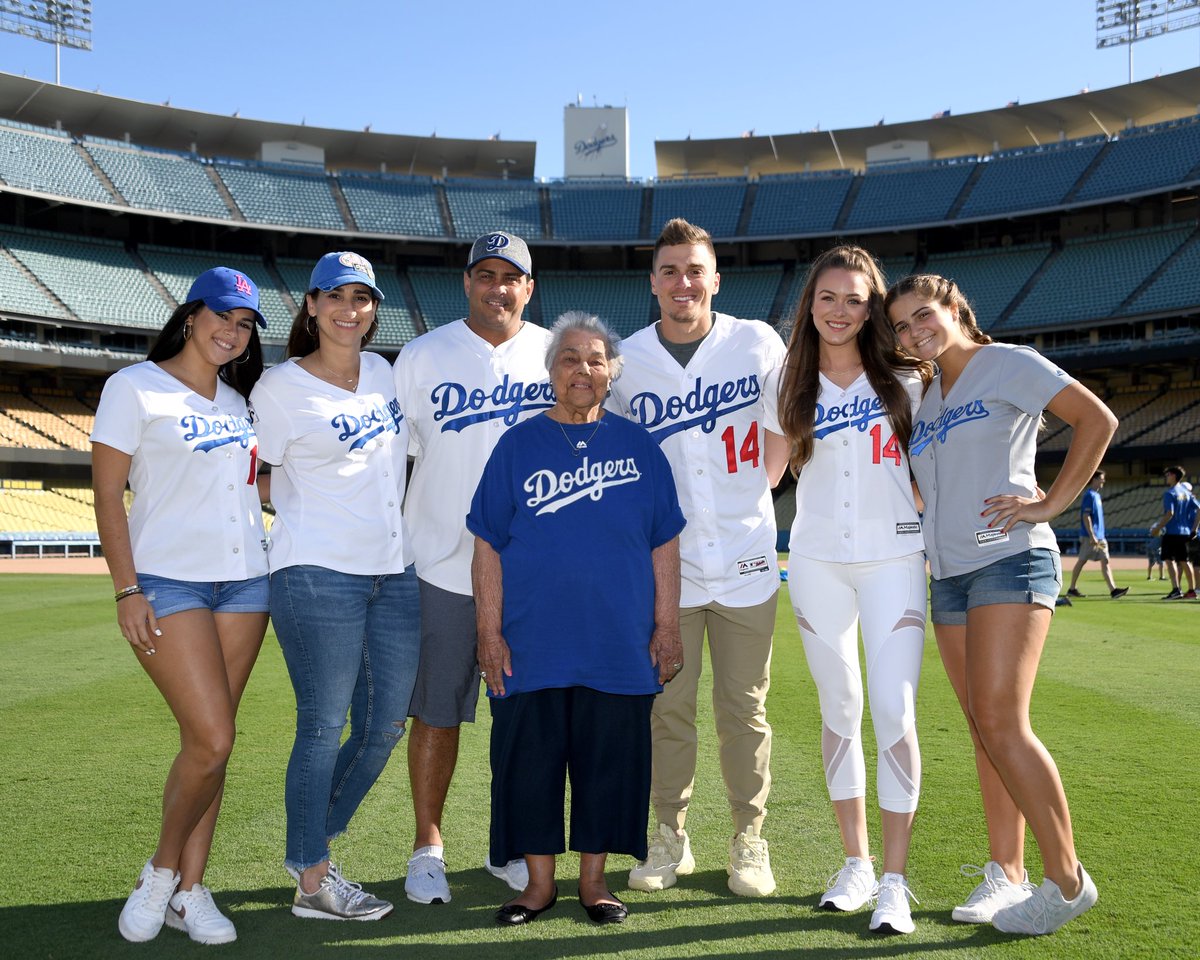 Enrique Hernández on X: 2018 Family Day!  / X