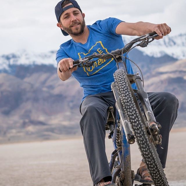Adventurer and professional photographer Tyler Maddox (@tydox) lives life shot-by-shot and wears apparel that fits the bigger picture. “I love Thunderbolt Sportswear because of the versatility of their fabric. Honestly, I have worn these pants mountainee… ift.tt/2z5F1GJ