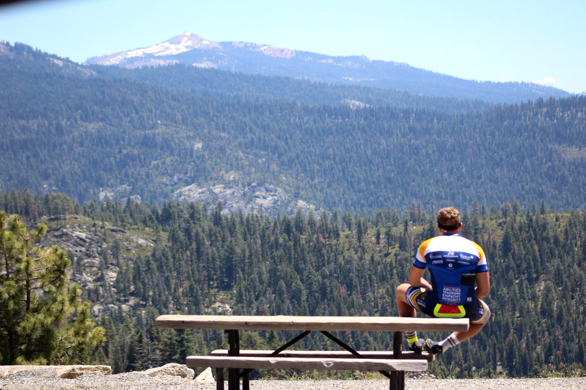 Like &amp; RT this tweet to vote for #JOHnorth to win a $500 <a href="/MountainKhakis/">Mountain Khakis</a> Adventure Grant! 1 RT=2 pts, 1 like=1 pt.