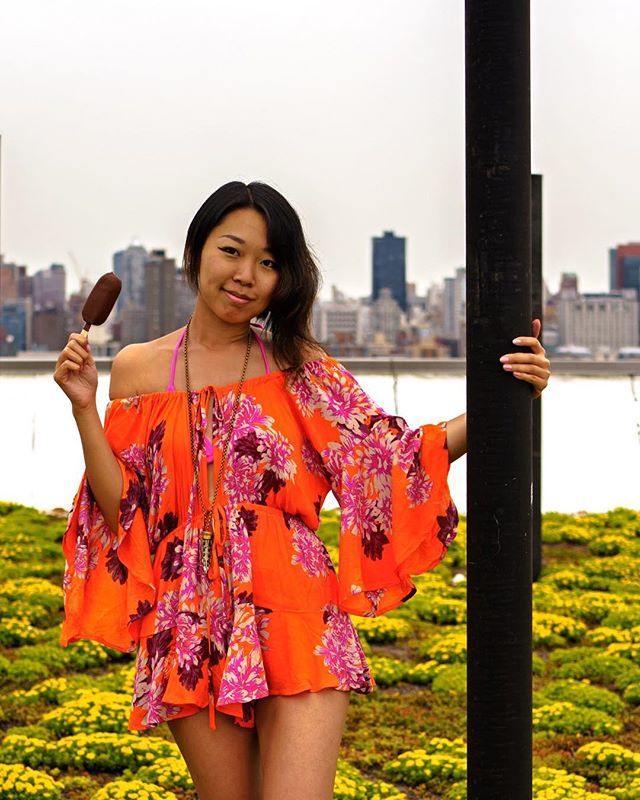 jirrdo's tweet photo. #MagnumPartner Spending the summer hanging out on my rooftop holding @Magnum Double Caramel. Biting through the crackling chocolate shell to reveal caramel is a real treat. Have you tried MAGNUM Doubles? #MagnumIceCream https://t.co/GX2Lap6F2Q https://t.co/b9pXahVRdI