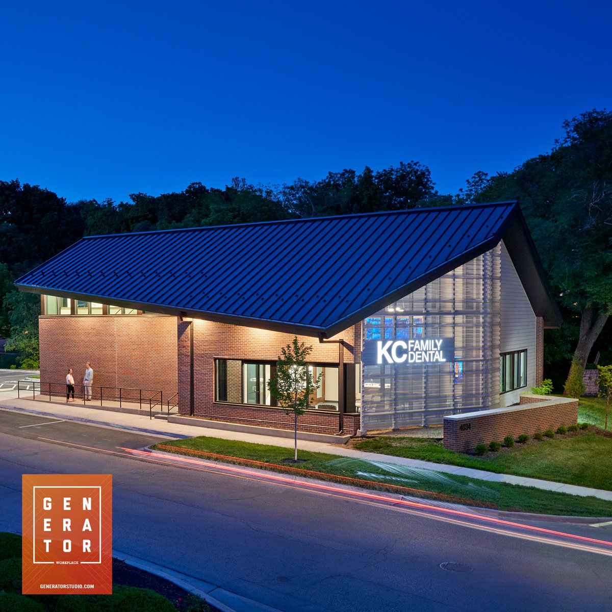 GeneratorStudio's tweet image. #GenerateSuccess. @KCfamilydental is officially in the lights. The two-story #glasswall, highlighting the reception area, is artfully shielded from direct sunlight by a #perforatedmetalscreen. This picture captures a #luminousmoment at night #GeneratorStudio #fariwayks #architect
