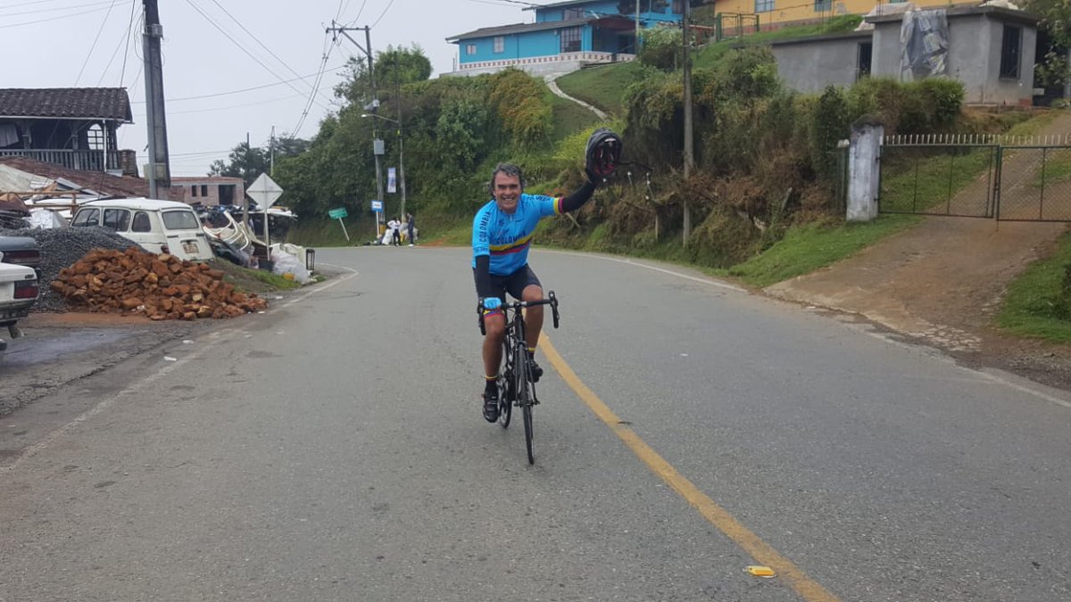 Sergio Fajardo tweet media