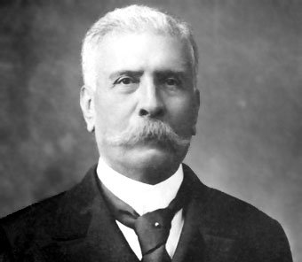 2 julio 1915.- En París, Francia, fallece el General Porfirio Díaz Mori, quien fuera Presidente de México por 30 años. Era originario de Oaxaca.