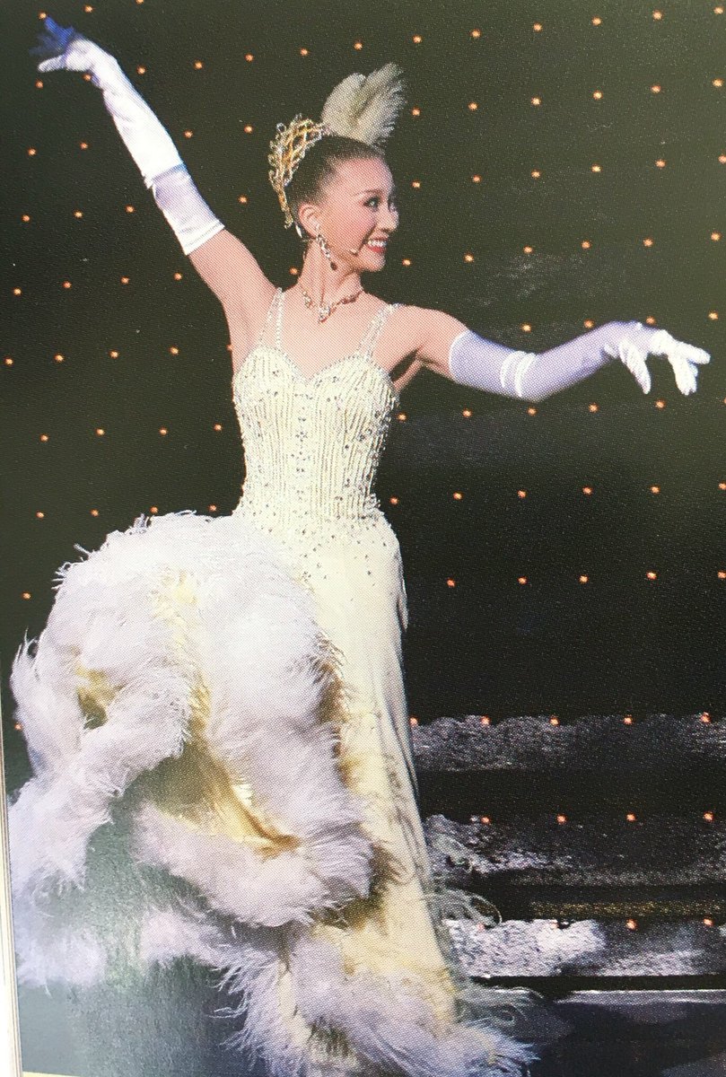 宝塚娘役さんの素敵なお衣装 Takarazuka1031 Twitter 宝塚娘役さんの素敵なお衣装 Takarazuka1031 Twitter
