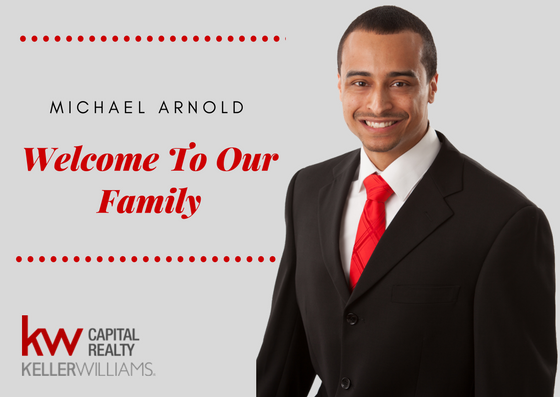 KWEvansville's tweet photo. Welcome agent Michael Arnold to the Keller Williams Capital Realty Family!
#kwculture #agent #welcome #love #happy #realestate #shoutout #welcomeonboard #realtor #agentlife #callmichael https://t.co/vuyW1IfikW
