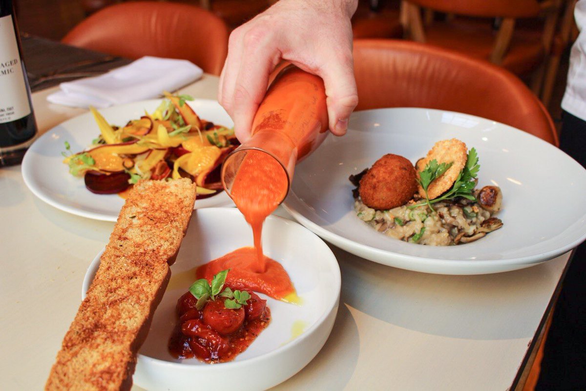 FIGandOLIVE_USA's tweet photo. Bonjour #NYC We're kicking off #FrenchRestaurantWeek at our Meatpacking location where you can enjoy:
⭐️$17.89 Bar Prix-Fixe Signature Cocktail + Amuse Bouche ⭐️
⭐️$25 Lunch Prix-Fixe 2-course + Signature Cocktail ⭐️
⭐️$38 Dinner Prix-Fixe 2-course + Glass of Wine ⭐️ https://t.co/HtJnGnFNBl