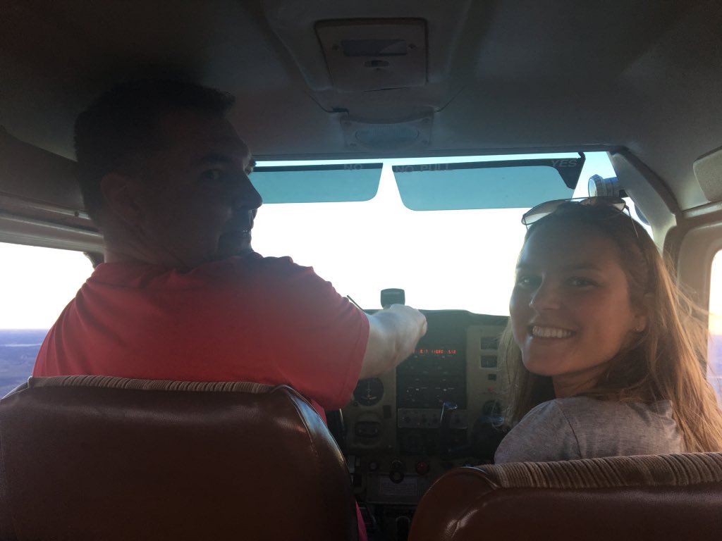 Beautiful night for an airplane ride with my two capable co-pilots <a href="/megankayolsen/">Megan K. Olsen</a> and @8kels_o