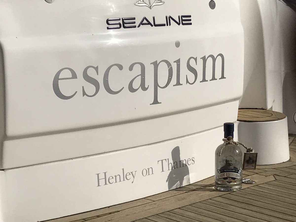 CharterHenley's tweet photo. It’s that time of year again !!#regattaready #HenleyRoyalRegatta #sealines41 https://t.co/FHiPV5BO2E