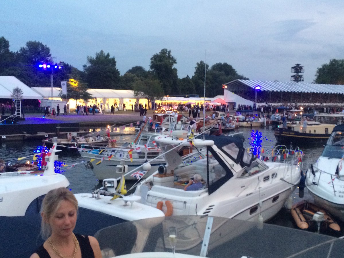 CharterHenley's tweet photo. It’s that time of year again !!#regattaready #HenleyRoyalRegatta #sealines41 https://t.co/FHiPV5BO2E