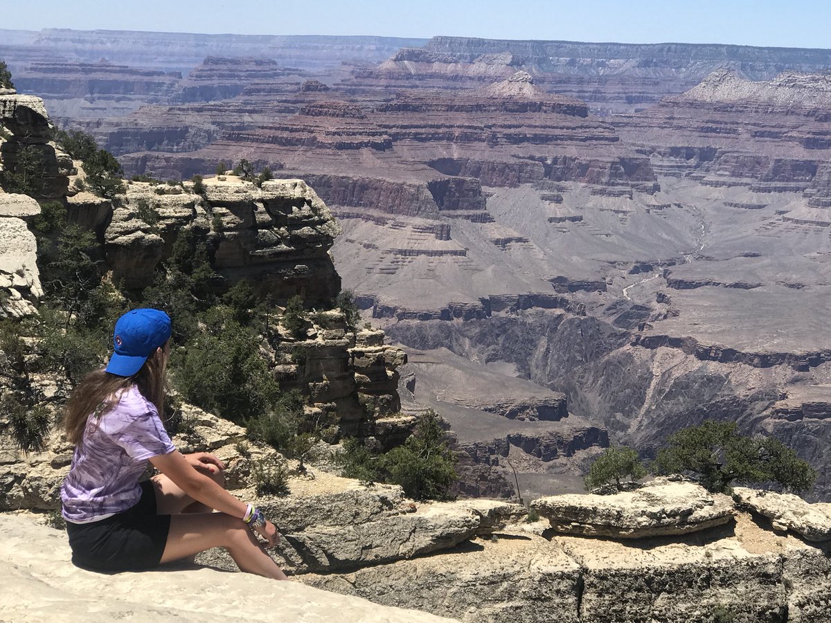 baileyriley10's tweet photo. Just chillin on the edge of a cliff at the Grand Canyon:-) https://t.co/BgnpDs4VwE