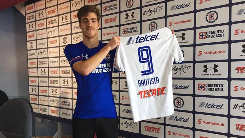 El hijo de Patricio Hernández, Bautista, es delantero y tiene 19 años. Actúa en las fuerzas básicas de  @Cruz_Azul_FC y en el último torneo Clausura anotó 2 goles en 4 partidos.