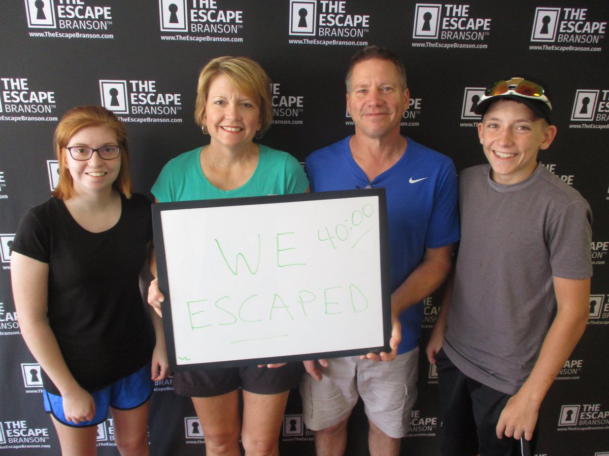 EscapeBranson's tweet photo. Did you escape with us last week? Team pics are up over on our Facebook page - head over there and check them out! And don't forget to like, tag and share! #escapebranson #explorebranson #choosebranson https://t.co/5BkpeNJ05p