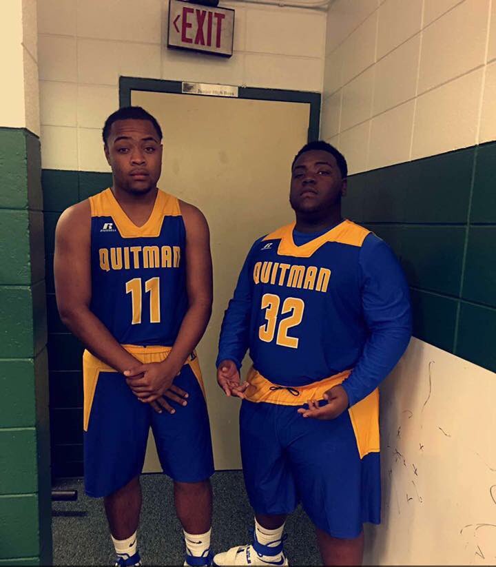 pppdloan's tweet photo. BREAKING NEWS: The Los Angeles Lakers have reached an agreement signing 2 Shubuta League players for 4 years, $185million, sources coming from Kobe Bryant @kobebryant and Magic Johnson
@MagicJohnson #NBAFreeAgency #TrayBall #3s βοΈ https://t.co/OIFt4rB9jU