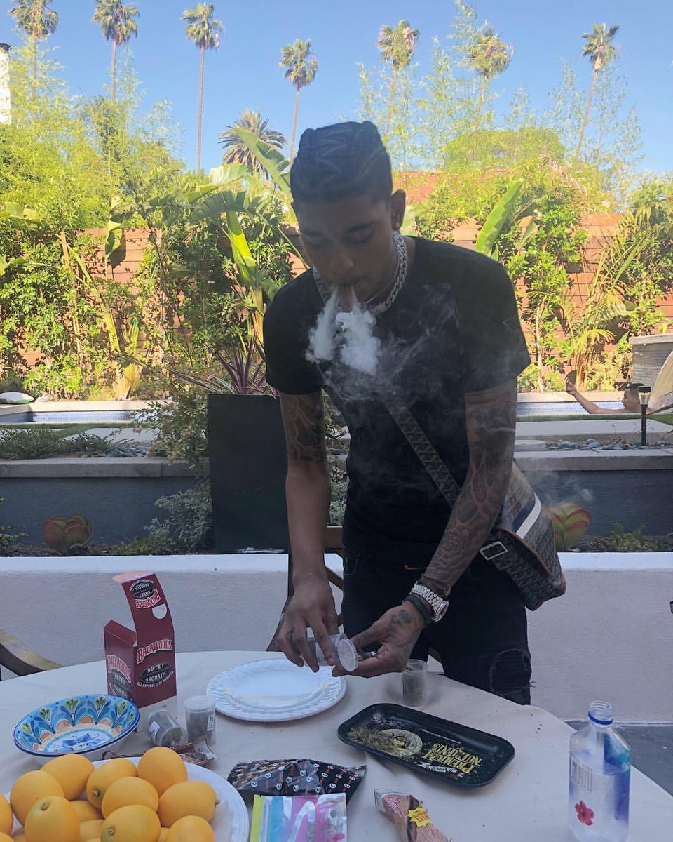 finallyamelia's tweet photo. A morning with Dom. 🍋 https://t.co/YYamHeM4qq