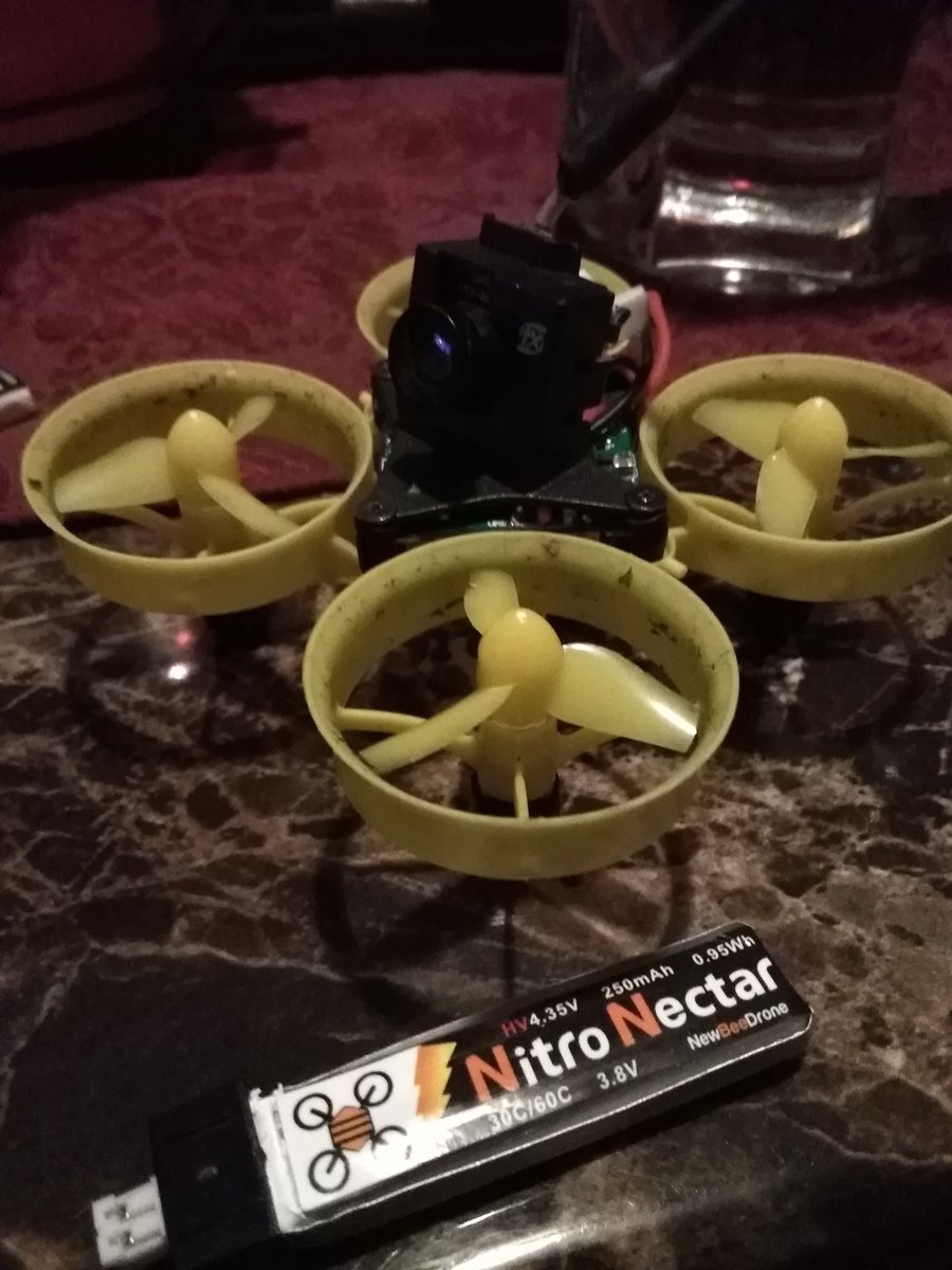 HeltzMJ's tweet image. Day 1: So, I charged my Nitro Nectar 250 mAh HVs with the Nectar Injector. Moving from the Tattu 220 mAh I instantly noticed a power and flight time difference. I was only able to rip two batteries outside. #whoop #newbeedrone #quadcopters #drone #multirotor