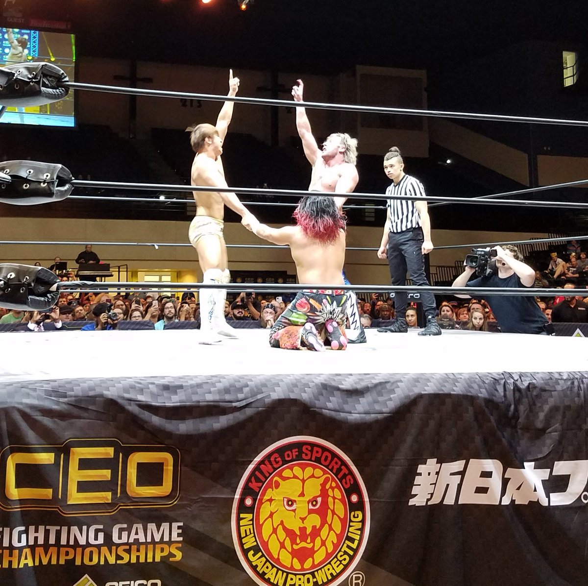 WerewolfMike's tweet image. #CEOXNJPW main event pics part 3.