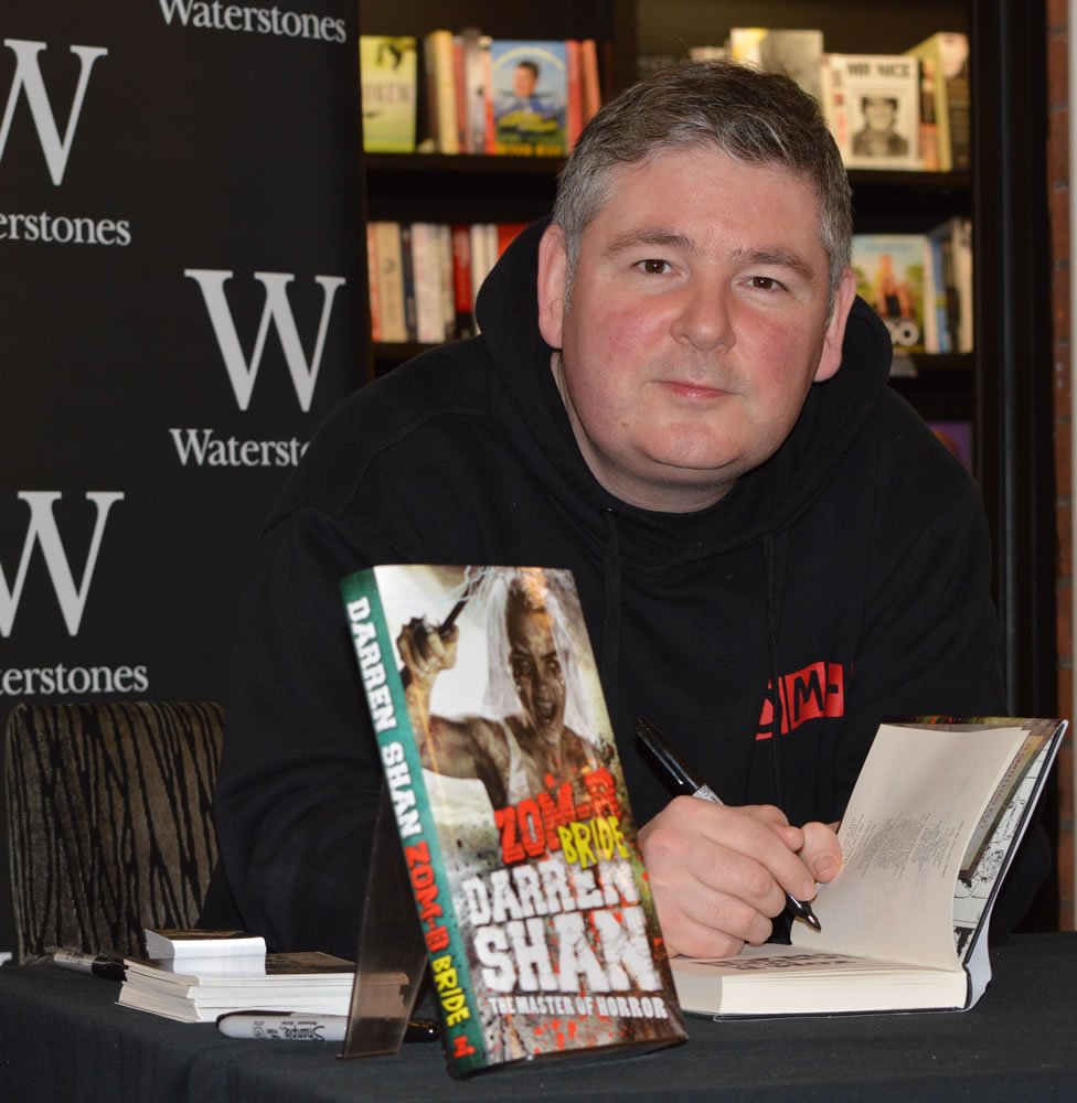 Happy Birthday Darren Shan 