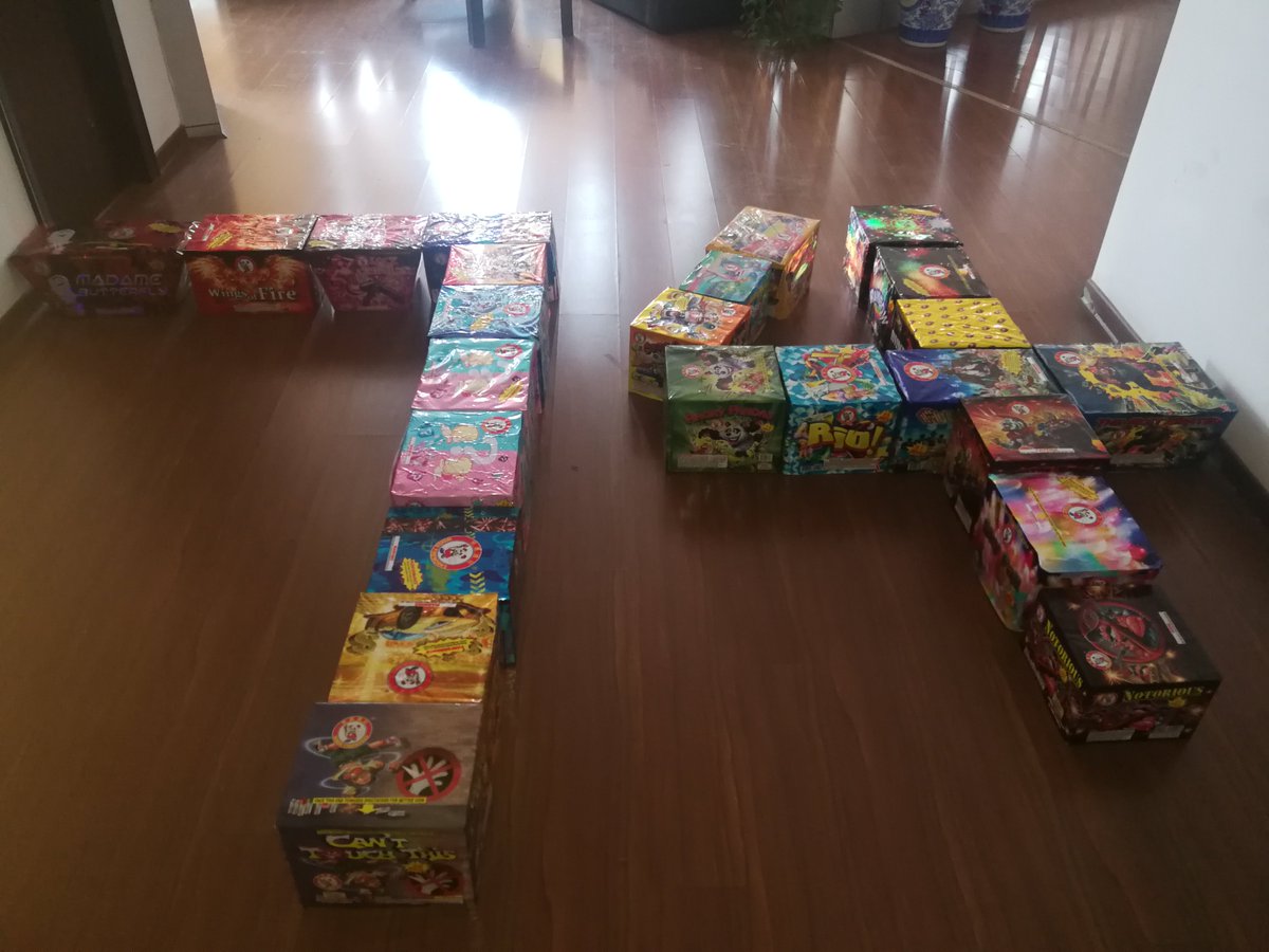 PyroLee2's tweet image. Happy July Forth pyros! @76FireworkStore  @Fireworks @SanduskyFirewrk  @jakesfireworks