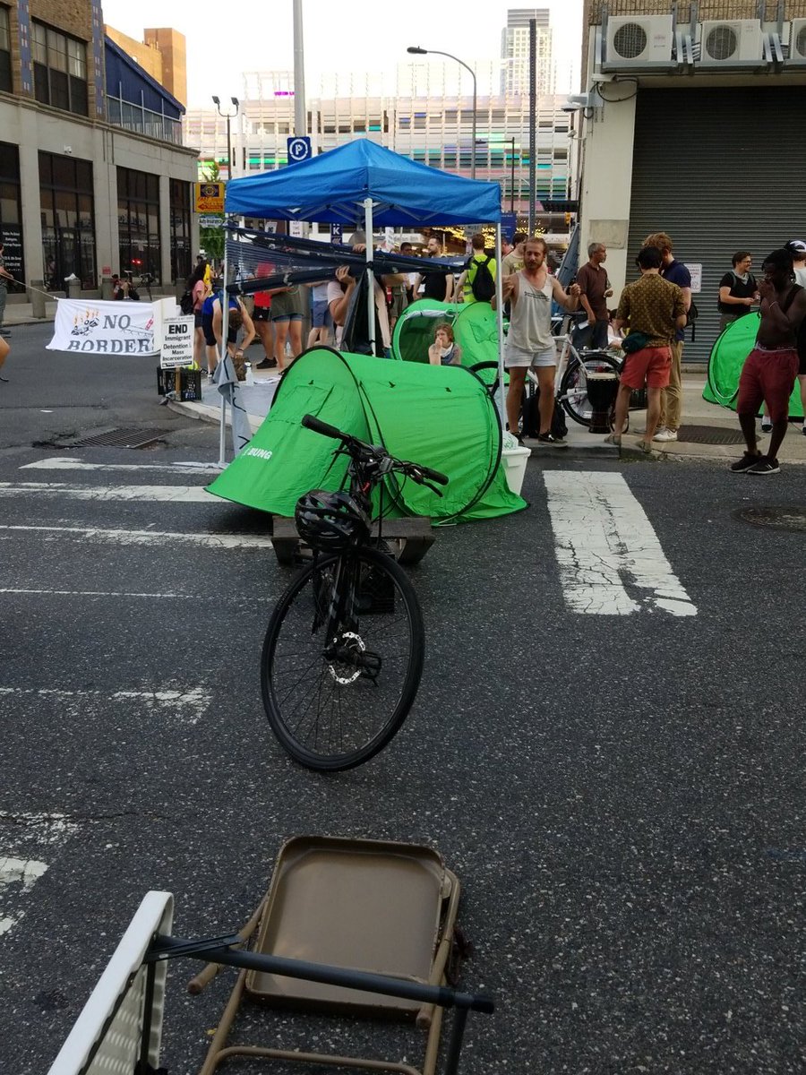 BuxMontDSA's tweet photo. #OccupyICE #AbolishICE #ICEoutofPhilly https://t.co/kSQeTwhfn0
