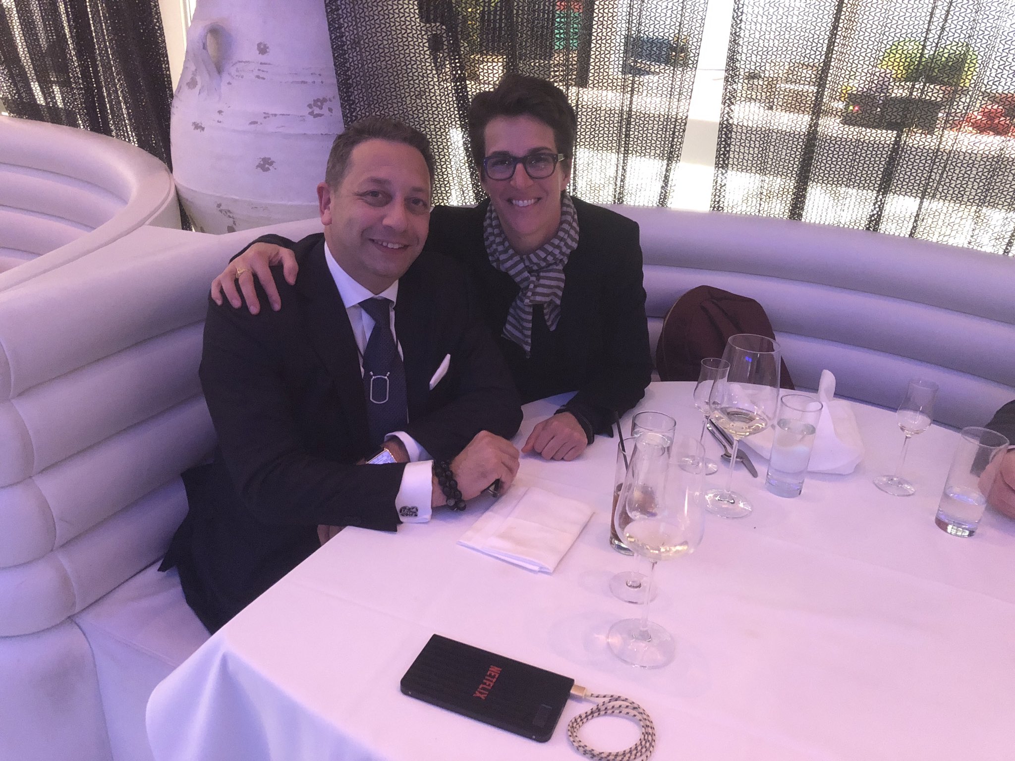 DhK0C9MUYAAQgkU?format=jpg&name=large