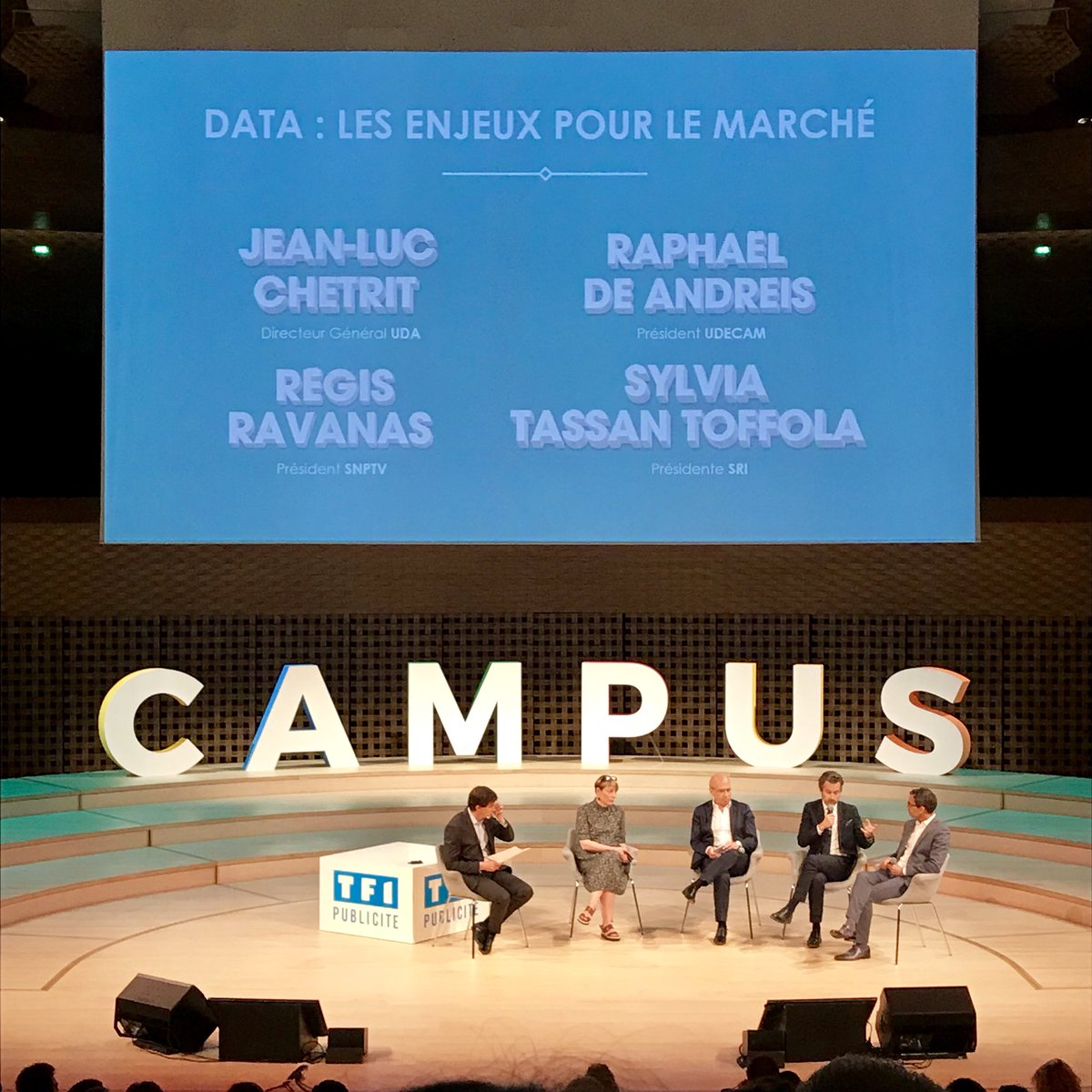 Vianney (@vdelarminat) on Twitter photo « Quand le contenu est pertinent, on peut se permettre beaucoup de choses » <a href="/raphdeandreis/">raphael de andreis</a> à propos de la campagne CdM Orange. Je dis oui ! #CampusTF1 « Quand le contenu est pertinent, on peut se permettre beaucoup de choses » <a href="/raphdeandreis/">raphael de andreis</a> à propos de la campagne CdM Orange. Je dis oui ! #CampusTF1