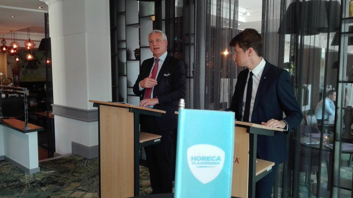 Kris Peeters verbiedt pariteitsclausules in hotelsector #persconferentie #horecavlaanderen